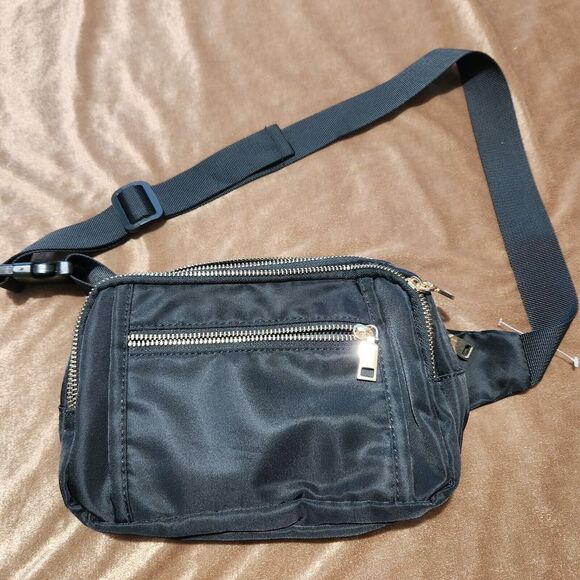 Kangaroo Bag Black Multiple Zippers Waist Bag New - Picture 1 of 6
